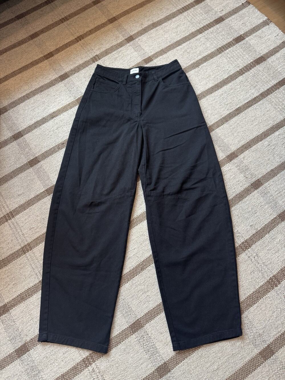 Aritzia Sunday Best Black Barrel Leg Jeans Women’s 8
